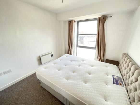 1 bed Apartment to rent Image 7