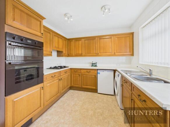 3 bed Detached Bungalow for sale Image 8