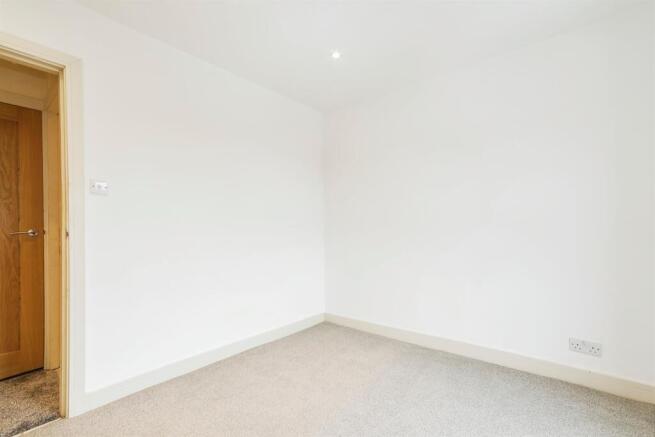 1 bed Flat for sale Image 10