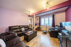 Flat 2, 10 Ayyaz Court, Halimote Road, Aldershot GU11 1NJ