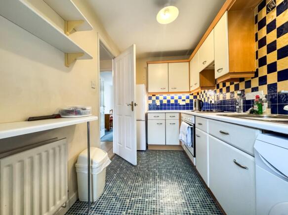 2 bed Semi-Detached for sale Image 7