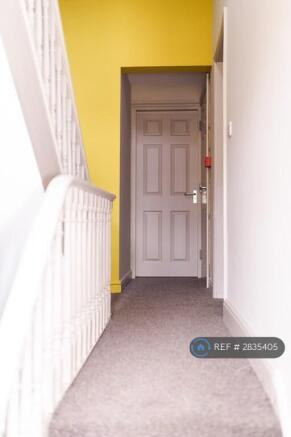 1 bed House Share to rent Image 5