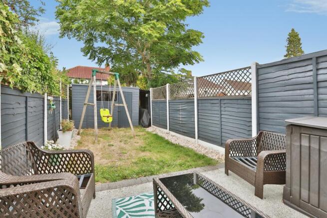 Photo 3