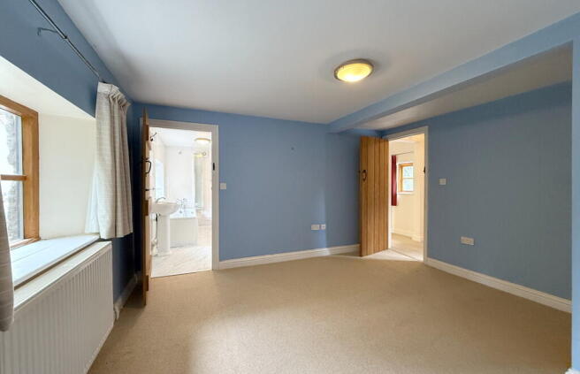 bedroom 1 b