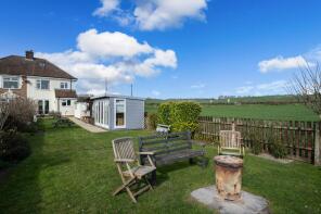 92, Dunstable Road, Dunstable LU6 1QP