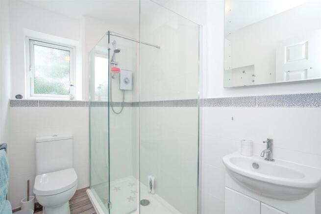 Shower Room.jpg