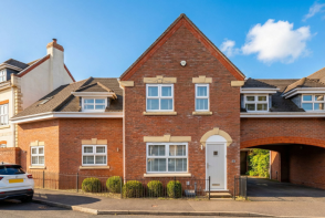 6, Old Dickens Heath Road, Dickens Heath, Solihull B90 1SD