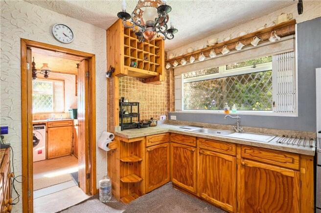 3 bed Bungalow for sale Image 9