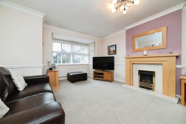 4 bed Detached for sale Image 4