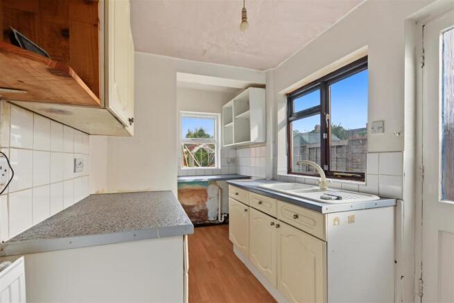 Kitchen_1.jpeg