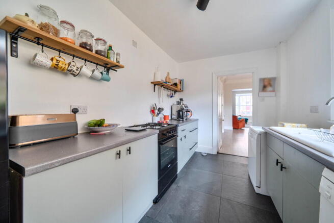 3 bed Terraced for sale Image 7