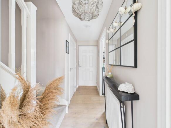 CAM03293G0-PR0247-STILL006