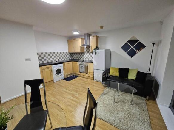 1 bed Apartment to rent Image 4