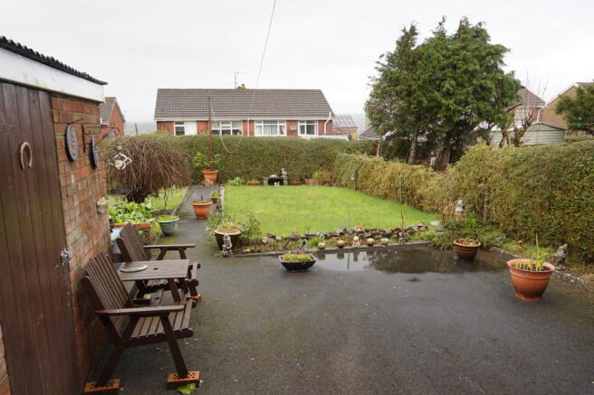Rear Garden (2).JPG