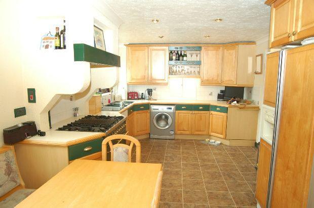 Kitchen/Breakfast Ro
