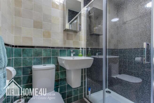 EN-SUITE: