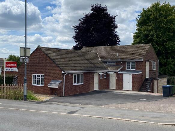 5-bed flat on Boughton Road, Rugby, £475,000