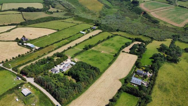 Coedrwm,, Cefn Road Dwrbach (nr Scleddau), Fishgua