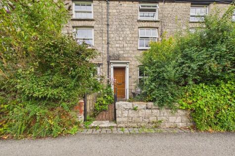 12 Castle Crescent, Kendal, Cumbria, LA9 7AN