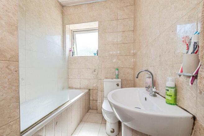 3 bed End of Terrace for sale Image 5