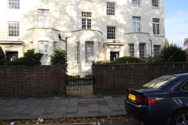 Photo 8