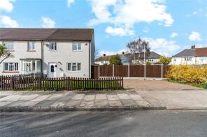 2a, Ullswater Way, Hornchurch RM12 5JU