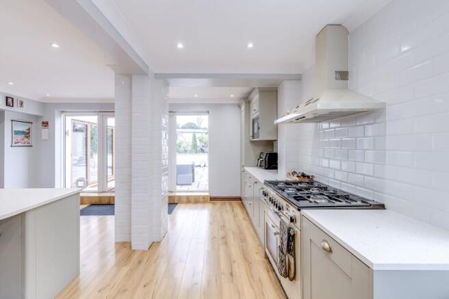 Kitchen/Breakfast Room