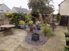 1, Dove Way, Stoke-on-trent ST10 3HG