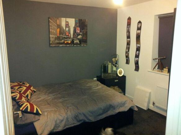 3 bed Terraced to rent Image 7