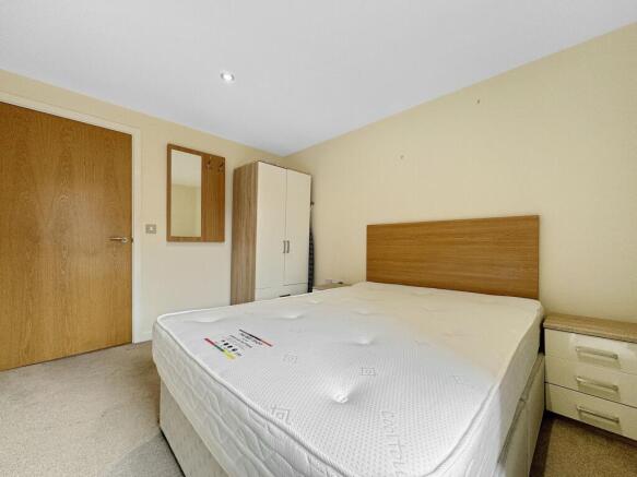 1 bed Apartment to rent Image 7