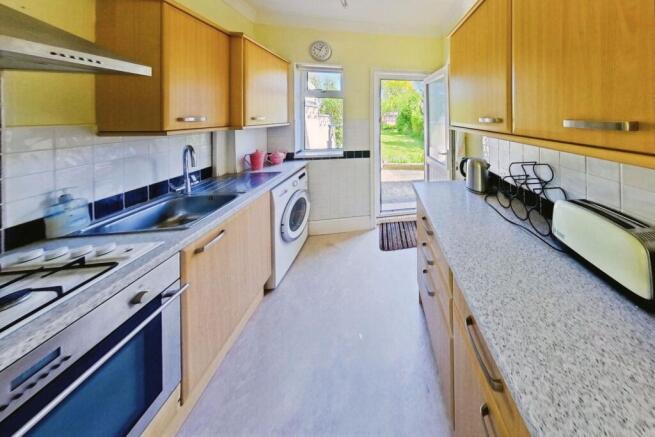 3 bed Terraced for sale Image 6