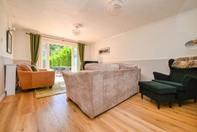 Littlestead Close, Caversham Park photo 4