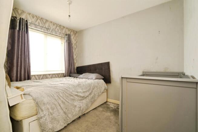 3 bed Semi-Detached for sale Image 7