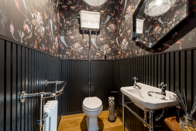 2nd Floor WC