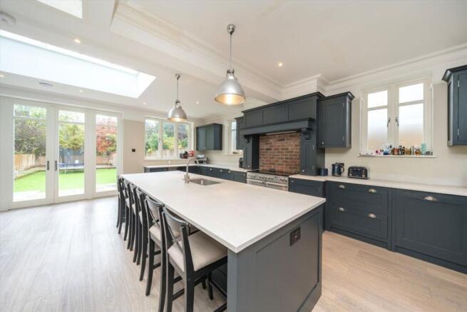 Copse Hill, West Wimbledon photo 4