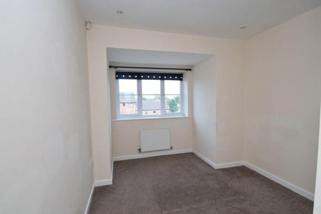 2 bed Flat to rent Image 5