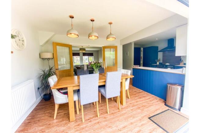 Kitchen/Dining Room