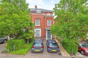 49, Arcadian Place, London SW18 5JF