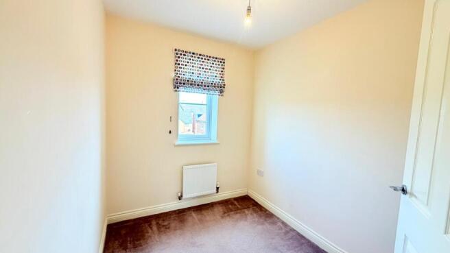 3 bed Town House for sale Image 11