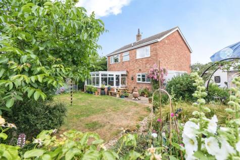 Mill Gardens, Woodton, Bungay