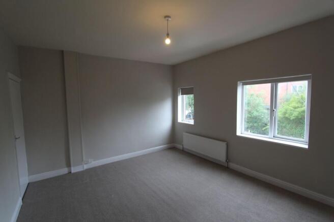 3 bed Terraced to rent Image 11
