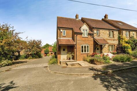 Hill Road, Lewknor, Watlington