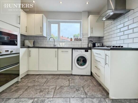 2 bed Semi-Detached for sale Image 7