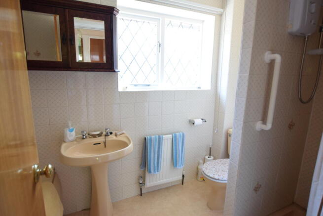 2 bed Detached for sale Image 12