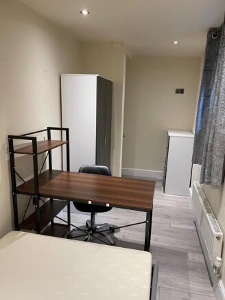 1 bed Terraced to rent Image 9