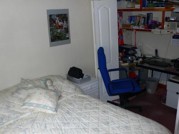 Bedroom 3 (Double)