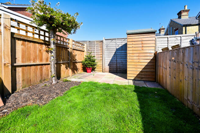Garden & Parking