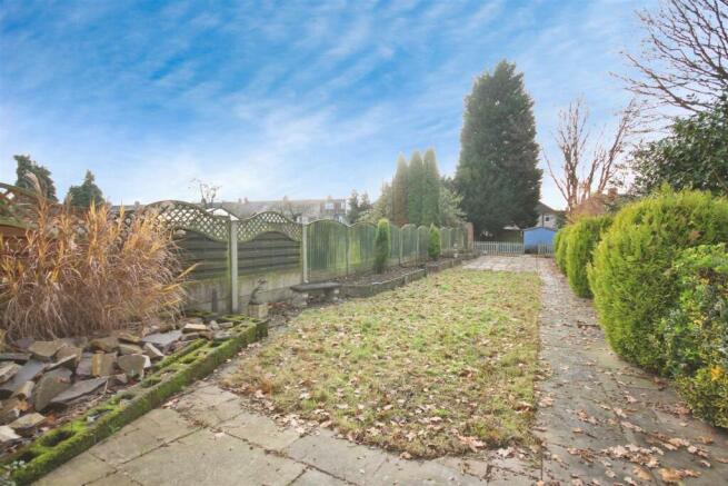 Extensive Rear Garden