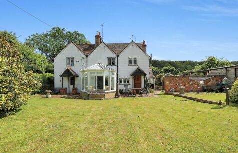 Sulham, edge of Pangbourne - a beautiful setting with gardens and two paddocks extending to 1.5 acre