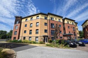 Flat 17, 1 Wynne Court, Raven Close, Watford WD18 7DA